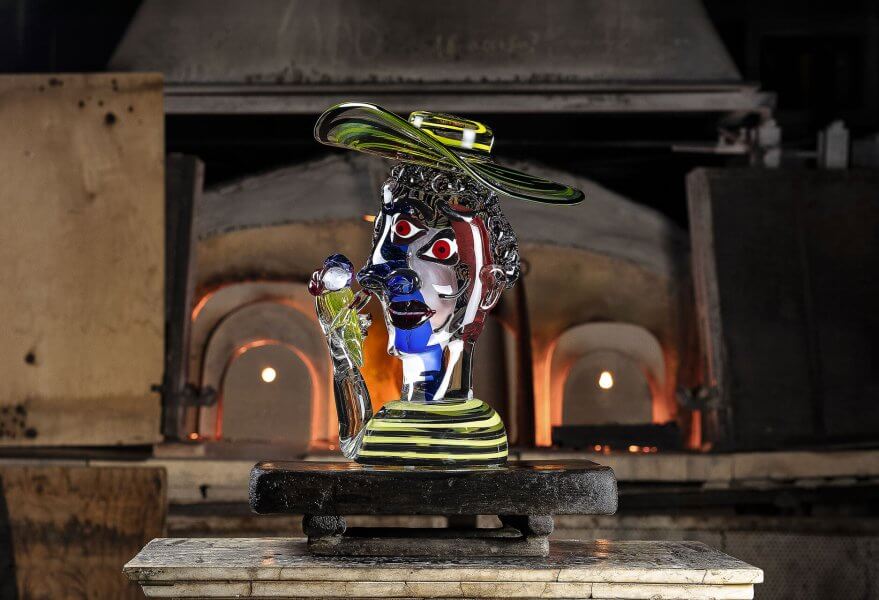 Glass Sculpture The man with Ice Cream